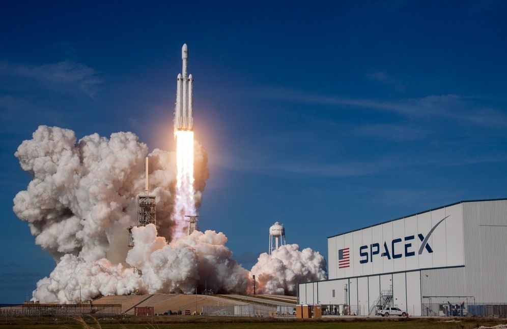 Falcon Heavy: pierwszy taki lot w historii. Wielki sukces SpaceX