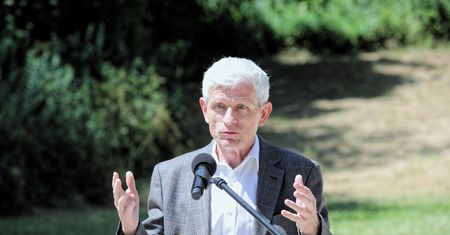 Prof. Kuźniar: referendum jest skrajnie głupie, skrajnie antypolskie