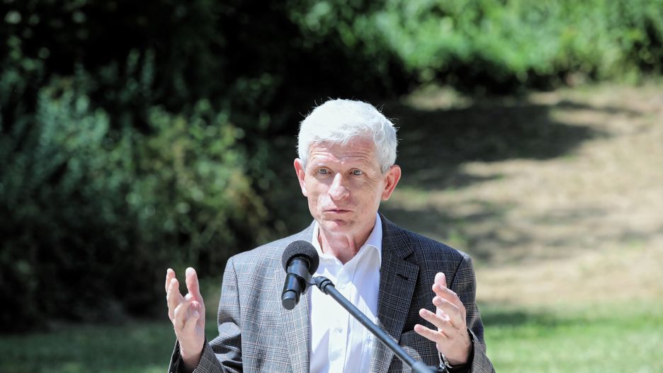 Prof. Roman Kuźniar