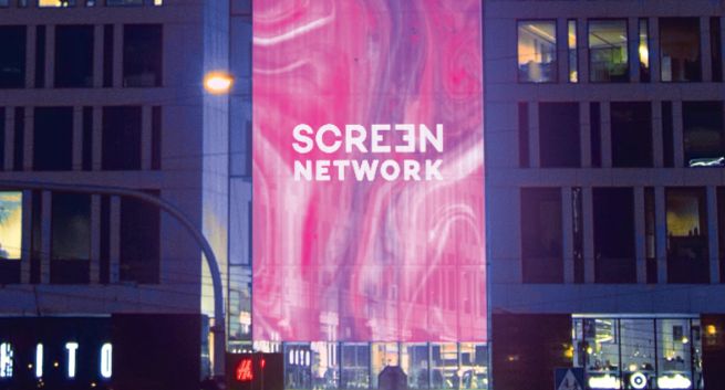 Screen Network uruchomił w Warszawie 165-metrowy ekran Super Screen (wideo)