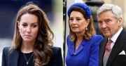 Rodzina Kate Middleton jest pogrążona w DŁUGACH. Księżna nie może im pomóc