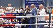 Rzeszów: Prezydent Konrad Fijołek w... ringu bokserskim