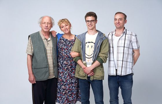 1,97 mln widzów debiutu „Kowalscy kontra Kowalscy”, 1,41 mln - „Pięknych i bezrobotnych” i 838 tys. - „Design Dream”