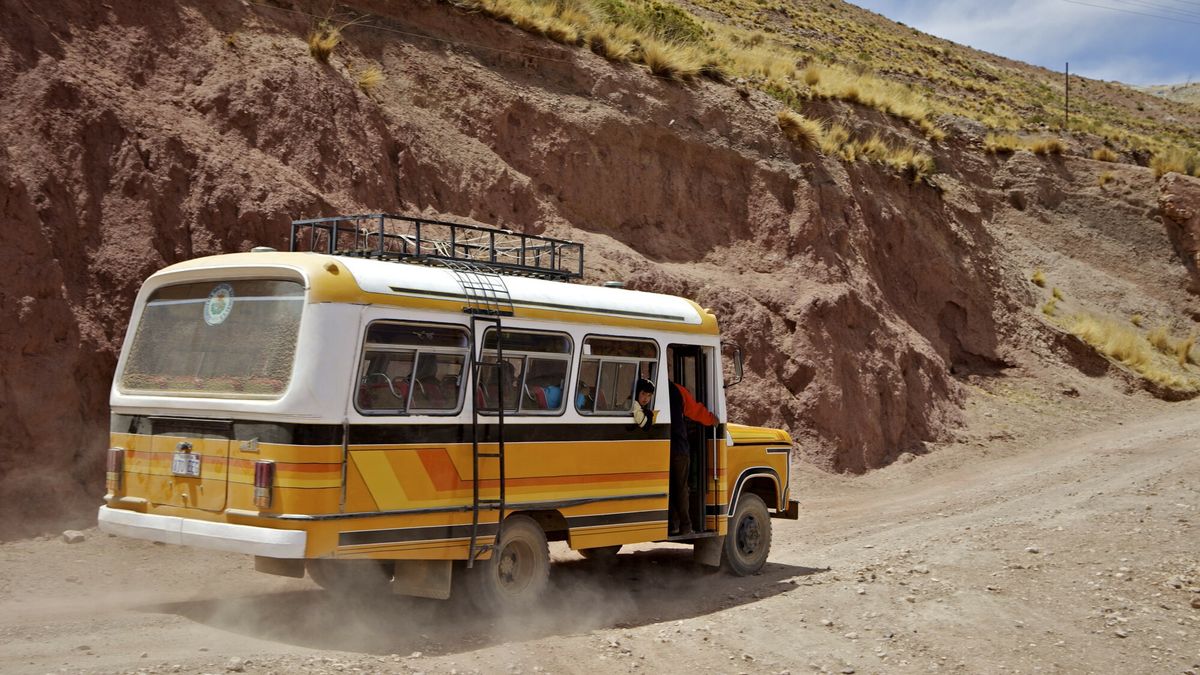 12 osób zginęło w wypadku minibusa kierowanego przez nastolatka.