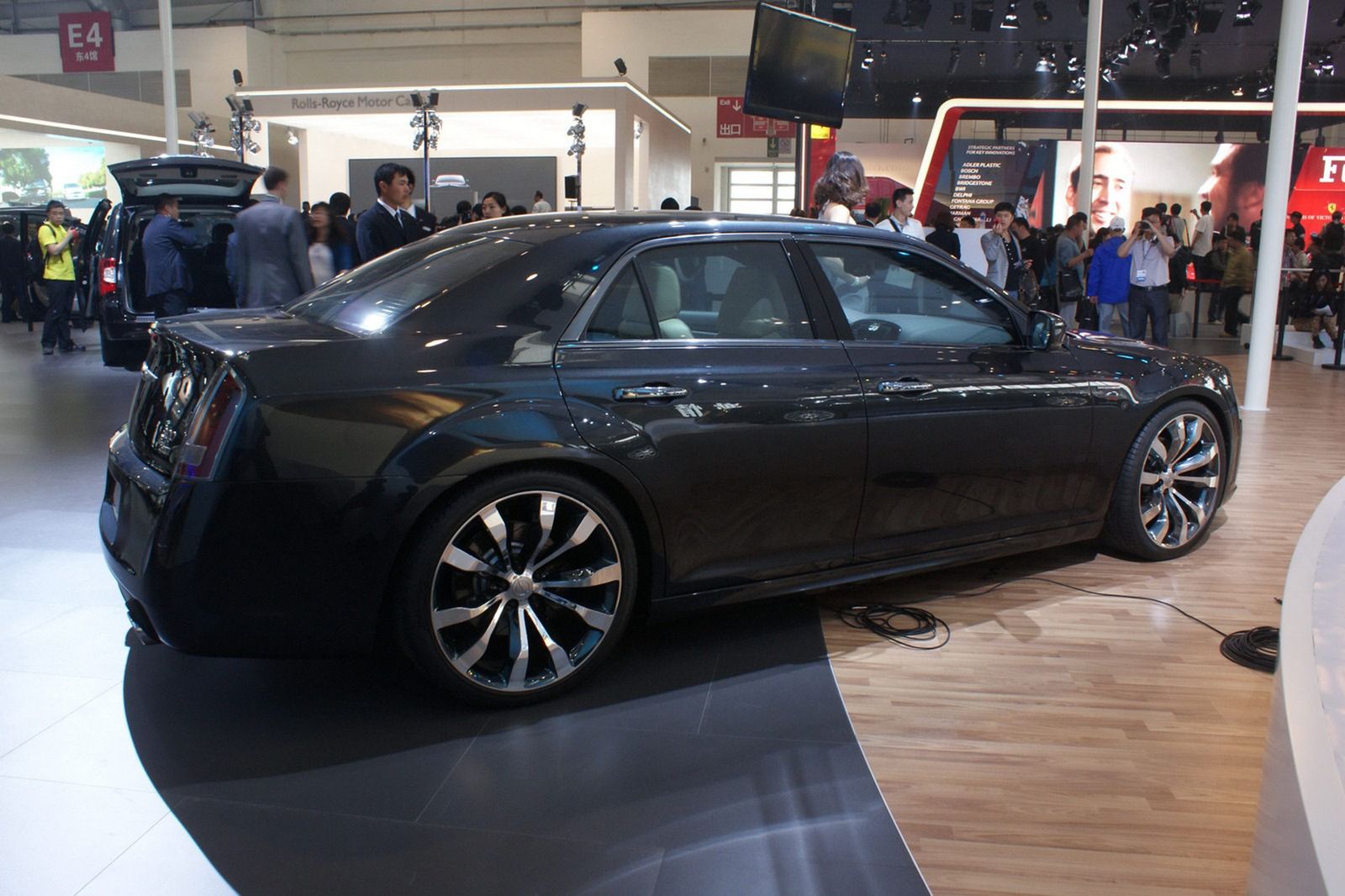 Chrysler 300C Ruyi