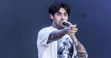 Quebonafide PRZEPRASZA FANÓW. Wydał oświadczenie: "Musieliśmy na to zareagować"