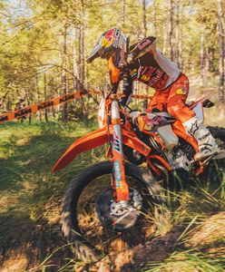 Kolejna wersja specjalna austriackiego enduro. Oto KTM 350 EXC-F Factory Edition