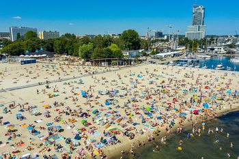 Pieniądze na urlop w 2025 roku. Można dostać nawet 2700 złotych