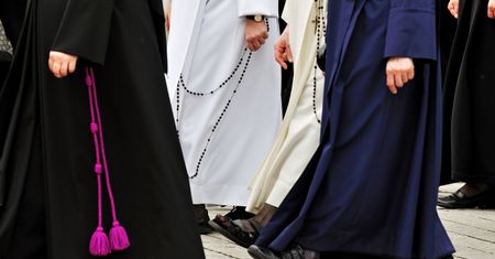 Wykreślą cię z Kościoła, ale nie z kartoteki parafialnej. Tu RODO nie działa
