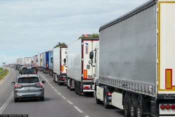 Dwukilometrowy korek na granicy polsko-litewskiej. Oto powód