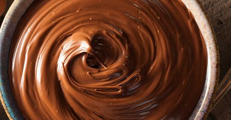 Jest tak pyszna, że wyjadam łyżką ze słoika. Sklepowa nutella się nie umywa