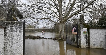 Intensywne opady w Hiszpanii. Ewakuacje i zamknięte szkoły