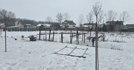 Nowe miejsce spacerów i wypoczynku. Staroźreby kończą przebudowę terenu nad stawem