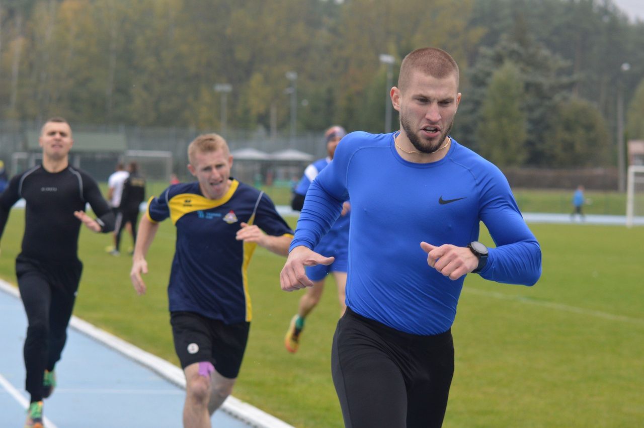 Bełchatów: Mistrzostwa Województwa Łódzkiego Strażaków Państwowej Straży Pożarnej w Lekkoatletyce odbyły się na stadionie PCS-u