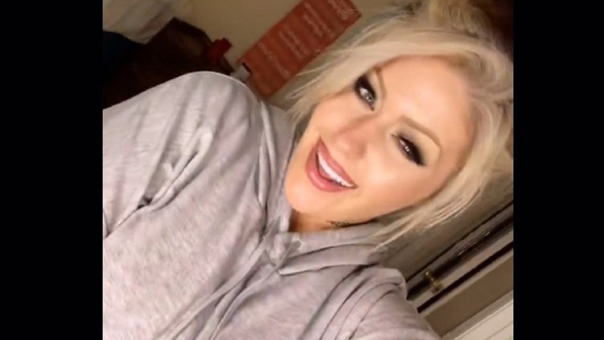 Szok, tak wygląda przed metamorfozą. Skrywa tajwmnicę.