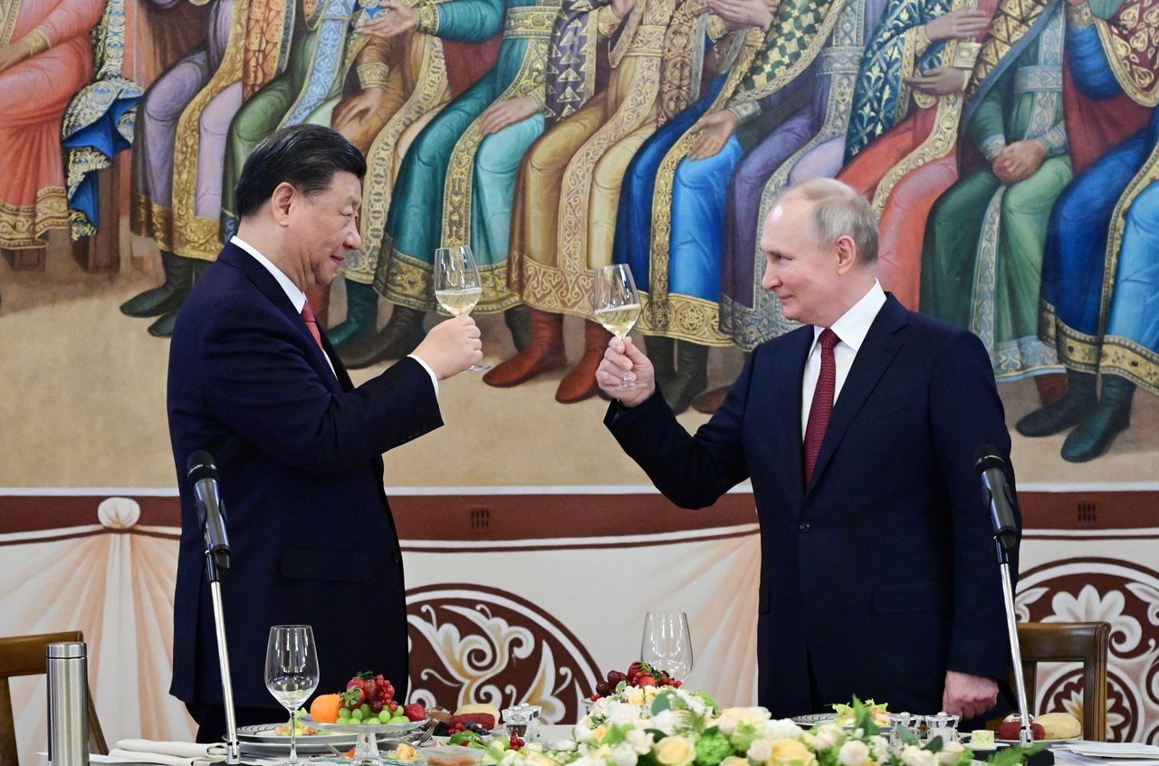 Na zdjęciu prezydent Chin Xi Jinping i rosyjski dyktator Władimir Putin 