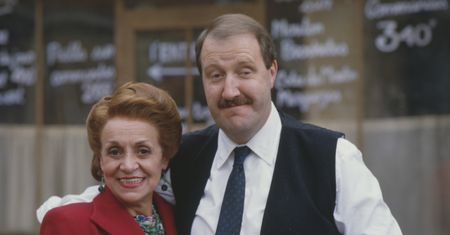 Długo skrywał swoją tajemnicę. Gorden Kaye zdradził ją dopiero po latach