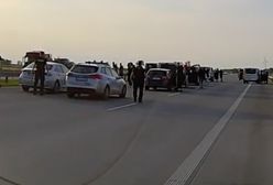 Zamaskowani mężczyźni na A1. Ustawka pseudokibiców na autostradzie