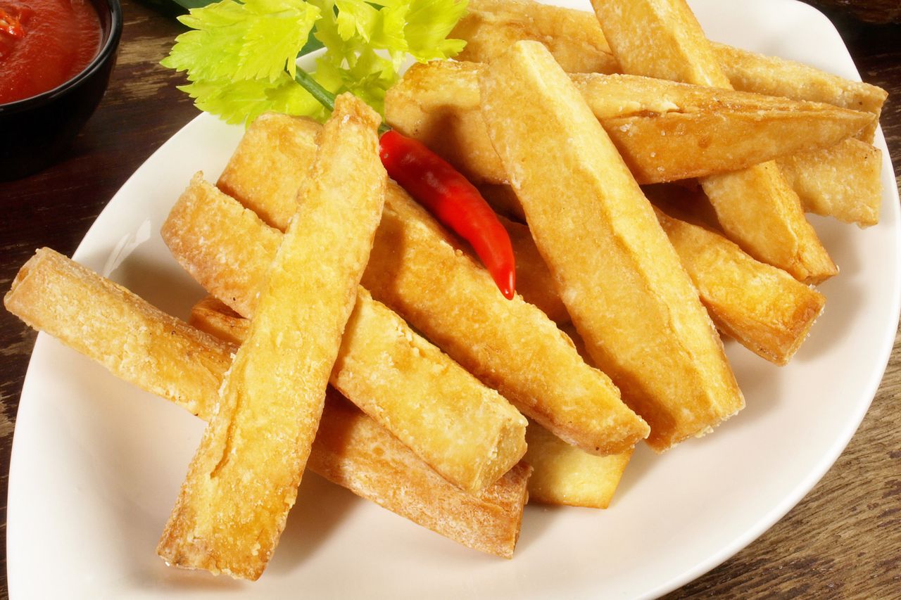 Kiedy wypatrzę w markecie, od razu kupuję dwa kilo. Frytki wychodzą smaczniejsze niż z ziemniaków