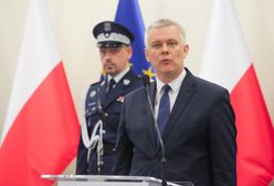 "Edukacja ważniejsza". Szef MSWiA odpowiada ws. broszur