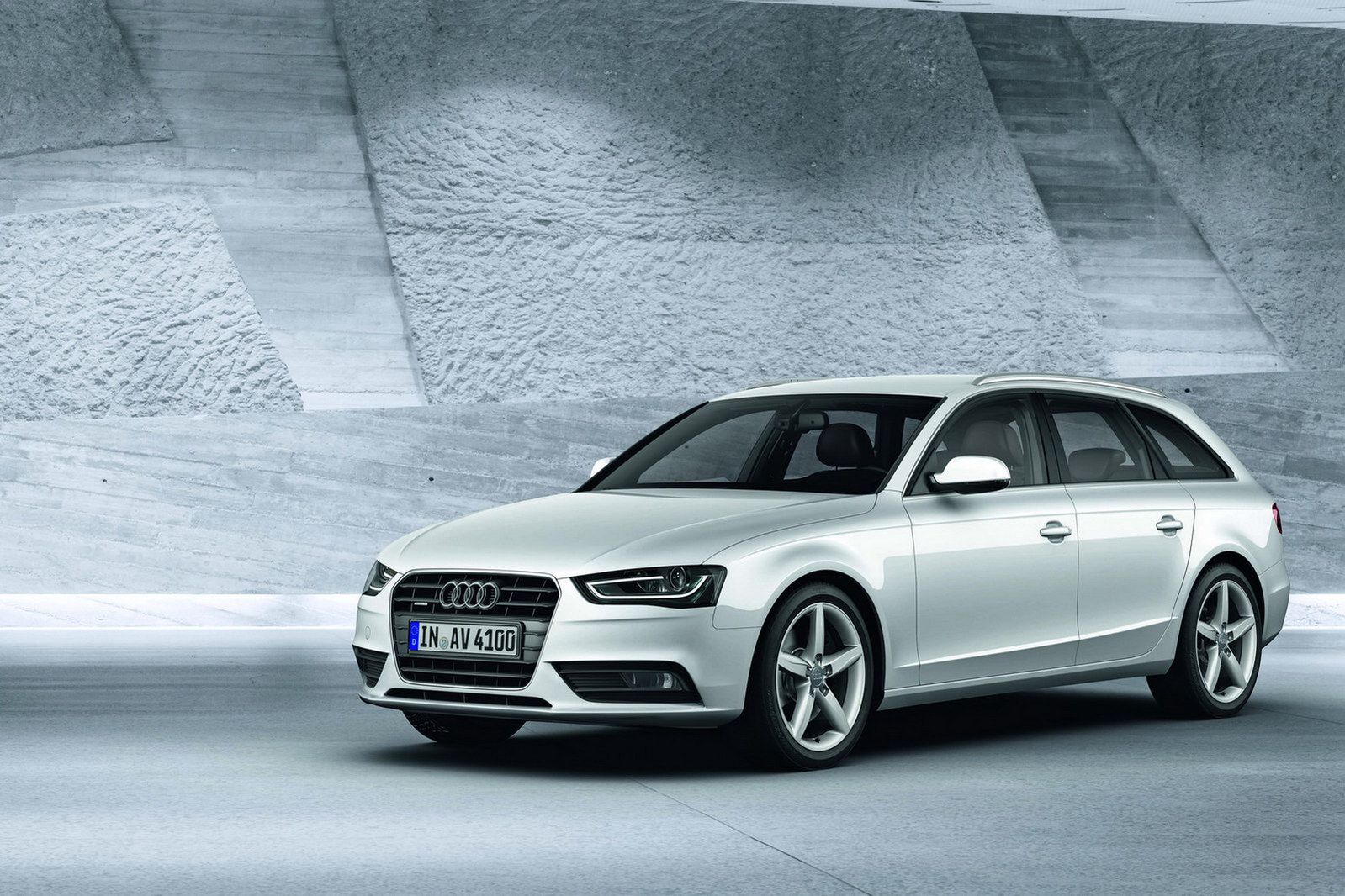 Audi A4/S4/Allroad (2012)