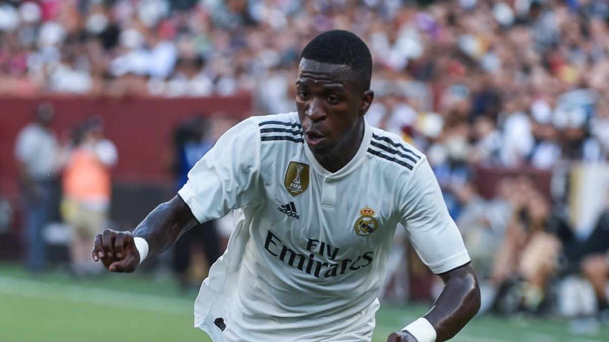 Vinicius Junior w barwach Realu Madryt