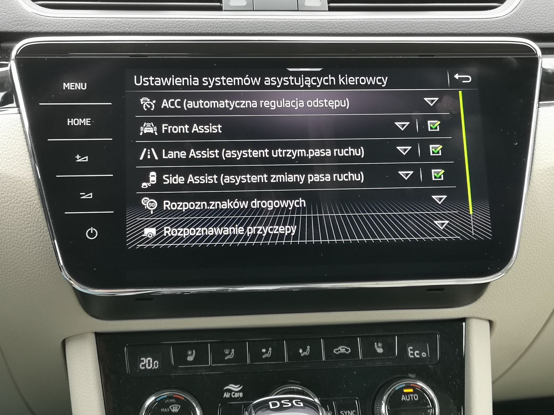 Skoda Superb iV: Systemy zarządzania energią oraz wsparcia kierowcy 12