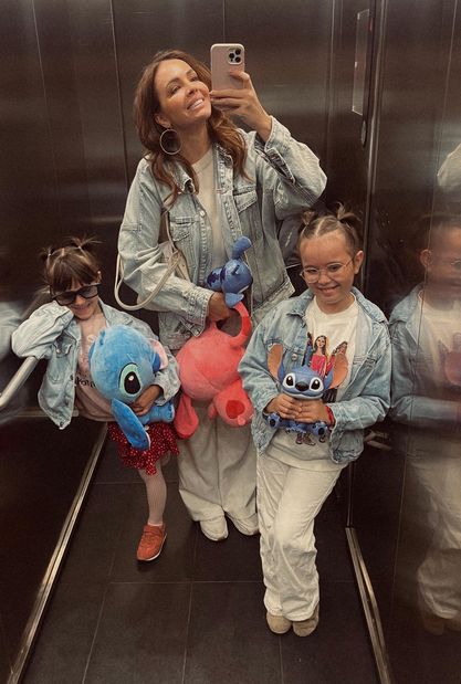 Anna Wendzikowska chwali się córkami w sieci 