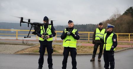 Drony nad skrzyżowaniami. Warszawska policja sięgnęła po nową broń