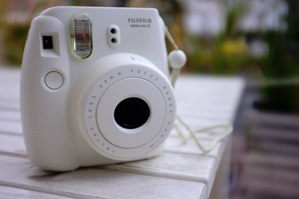 Fujifilm Instax mini 8 - maluch do fotografii natychmiastowej już w Polsce