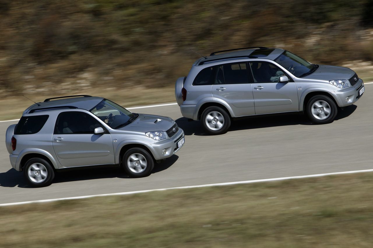 Faworytem Ani jest Toyota RAV4 II. Czy są dla niej lepsze opcje?