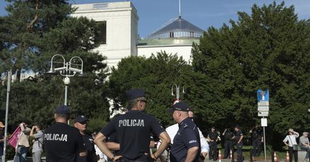Ograniczony dostęp do Sejmu. W życie wchodzą nowe zasady