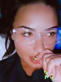 Demi Lovato zmieszała mały rodzinny biznes z błotem - teraz przeprasza