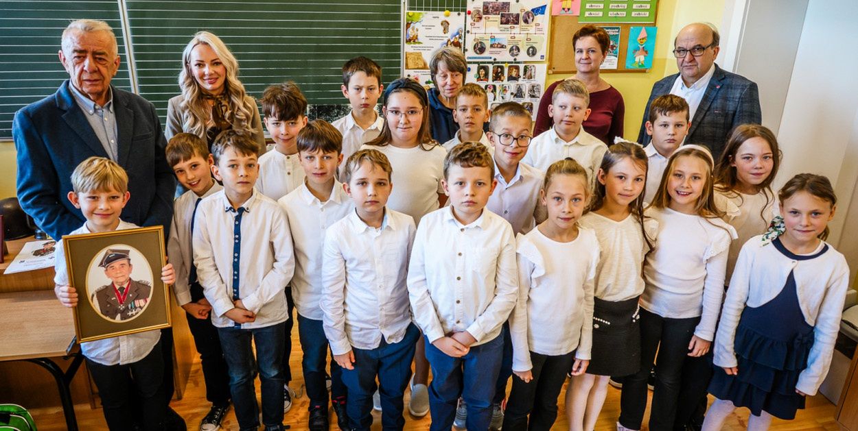 Dobrynin: Do szkoły przybył Roman Rusin. Spotkanie z trzecioklasistami