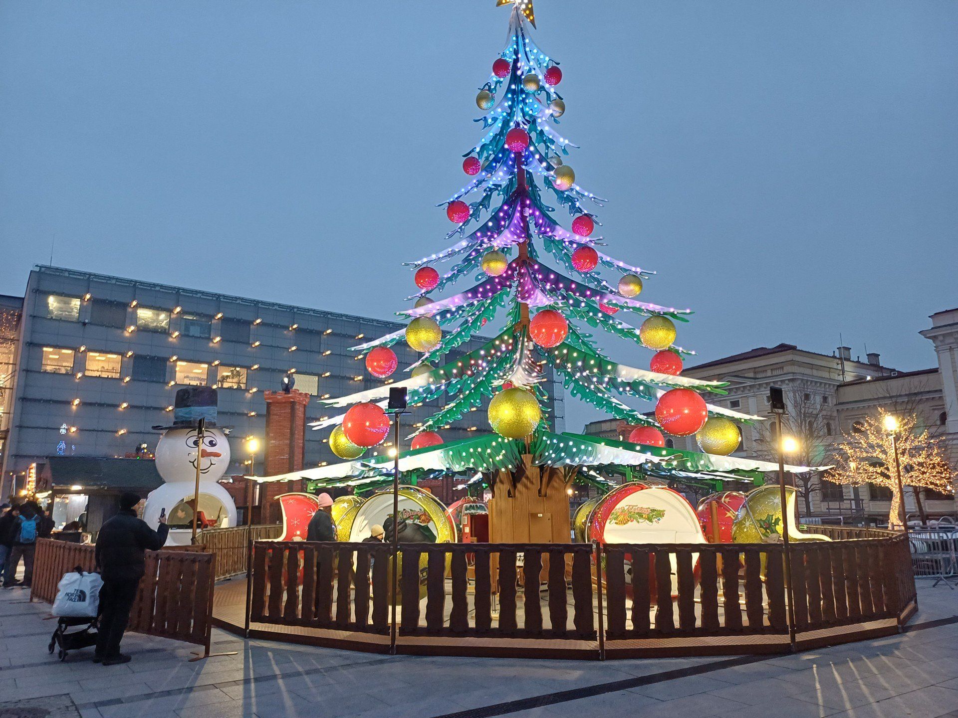 Galicyjski Kiermasz Adwentowy na placu Nowaka-Jeziorańskiego