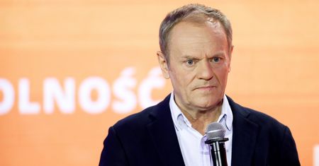 Po słowach Tuska sala ryknęła śmiechem. W sieci lawina komentarzy