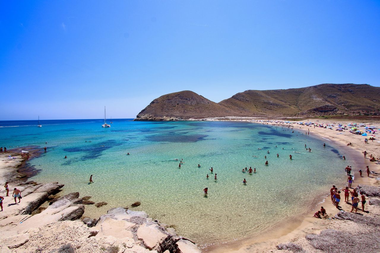 Rajskie plaże, niskie ceny i brak tłumów. Niedoceniany zakątek Europy