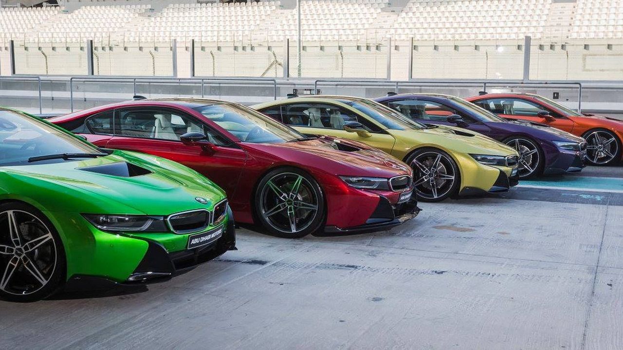 BMW Abu Dhabi udowadnia, że i8 nie musi być szare