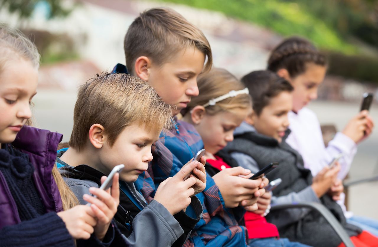 "Pewni w sieci". Edukuj siebie i bliskich w zakresie cyberbezpieczeństwa