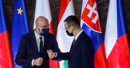 Jest porozumienie w sprawie embarga na rosyjską ropę. "Udało się przełamać impas"