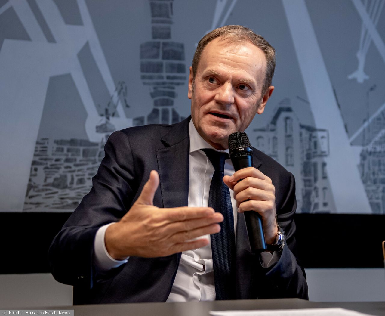 Tusk odpowiada krytykom. Mocny komentarz ws. granicy