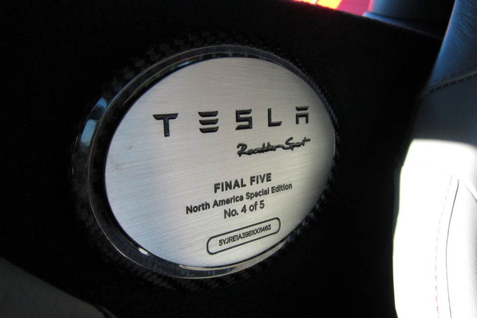 Tesla Roadster Sport Final Five Special Edition