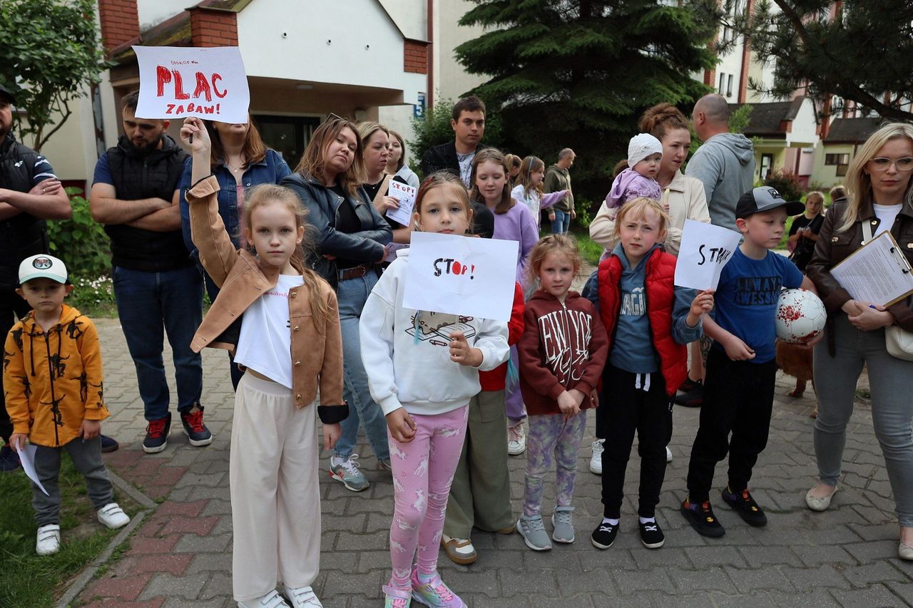Bez placu zabaw na lato? Dzieci z ul. Opalowej w Lublinie protestują