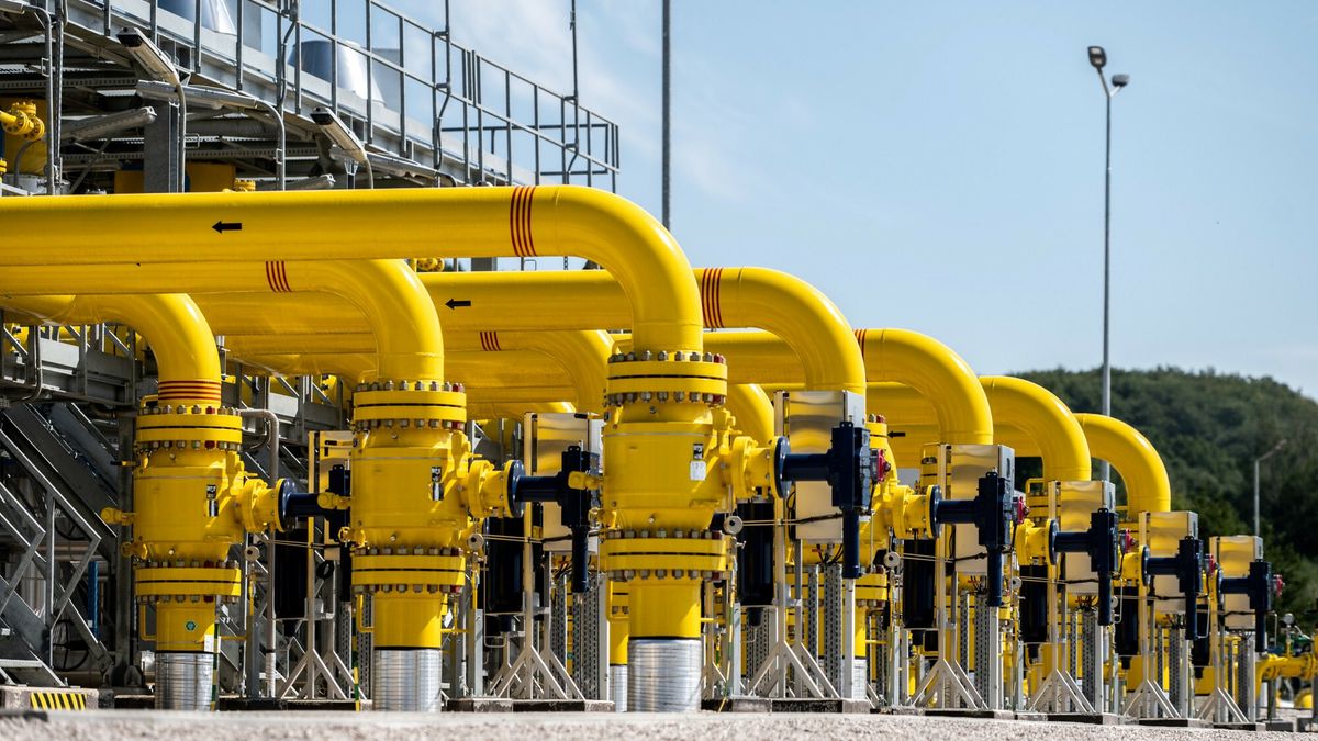 Gaz tanieje o kilka procent w piątek 4 listopada. 