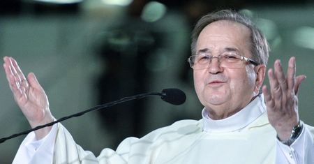 Ojciec Rydzyk dostanie nową drogę za ponad półtora miliona złotych. Zapłacą podatnicy