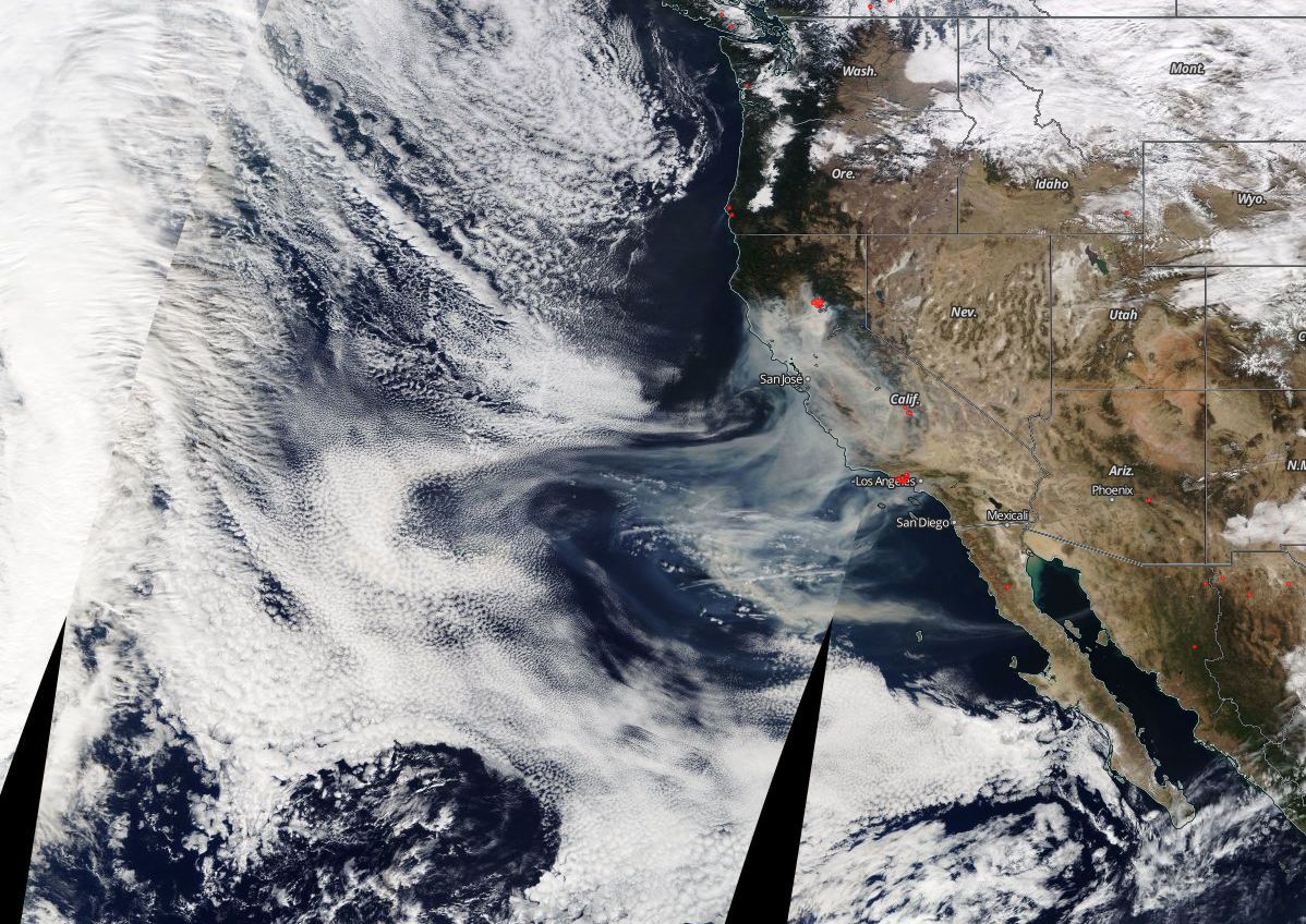 Śmiercionośne pożary w Kalifornii na zdjęciach NASA 3