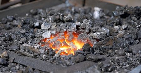 36-latka kupiła opał i straciła 4,5 tys. zł. Tak dała się oszukać