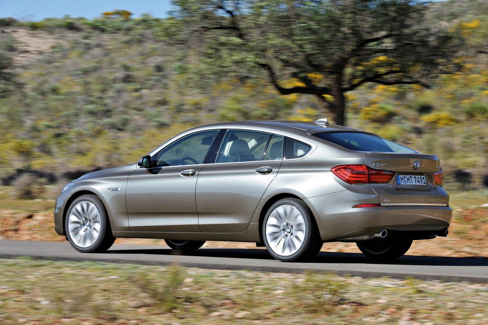 2014 BMW Serii 5 Sedan, Touring, Gran Turismo [galeria] 136