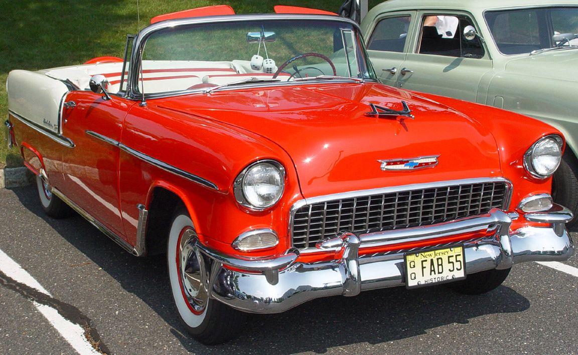 1955 Chevrolet Bel Air Convertible (fot. seriouswheels.com)