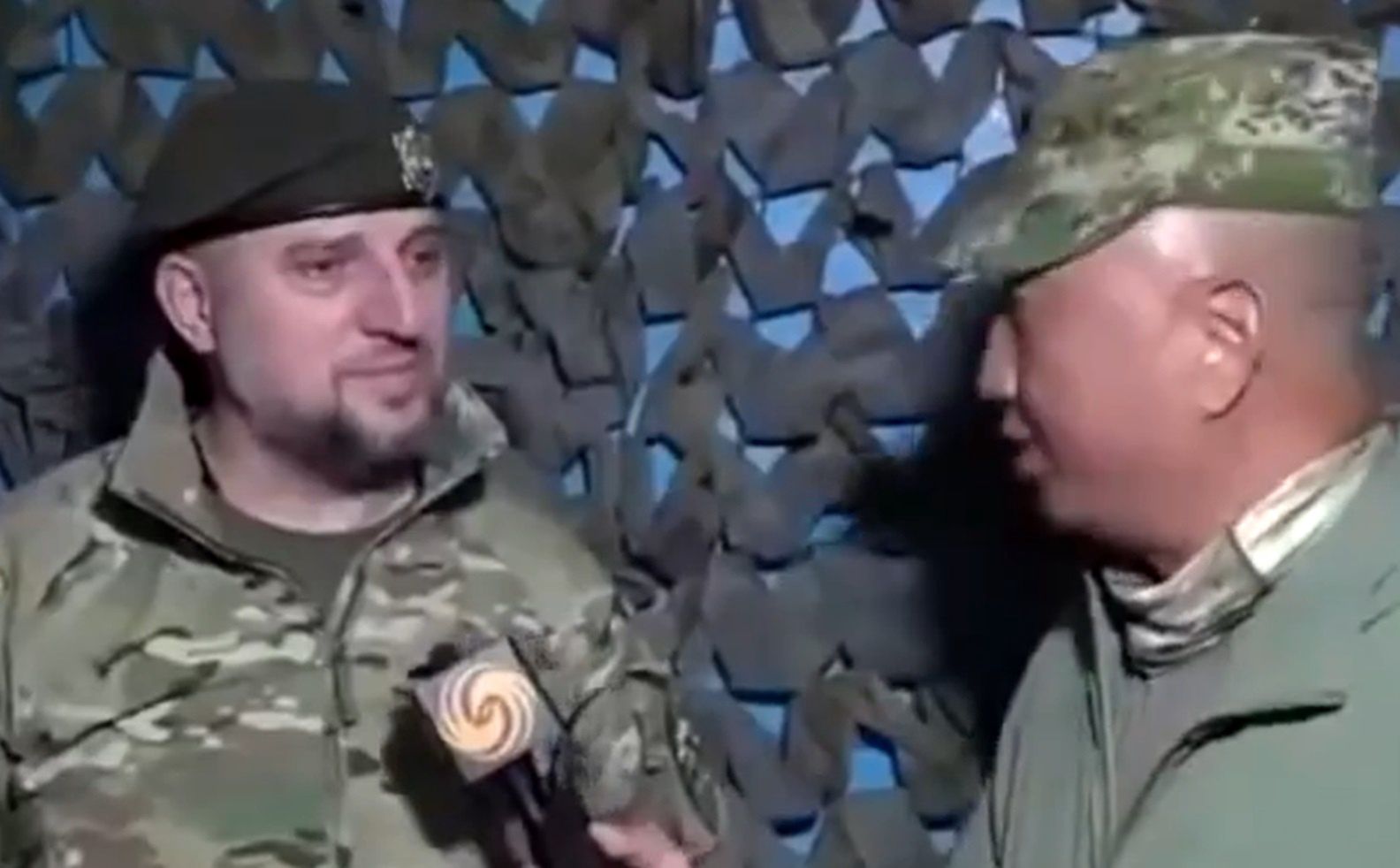 Czeczeński dowódca wojskowy kłamie w chińskiej telewizji